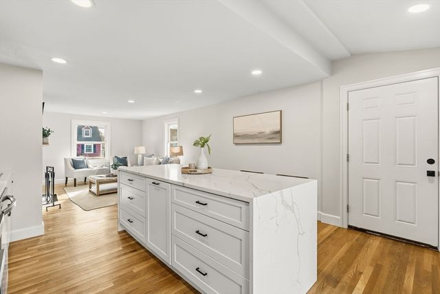 74 Magnolia St, Braintree, MA 02184