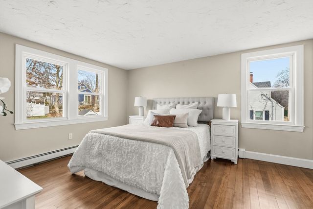 74 Magnolia St, Braintree, MA 02184