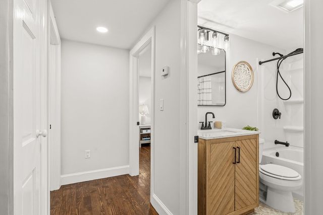 74 Magnolia St, Braintree, MA 02184