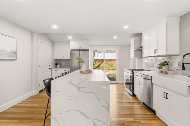 74 Magnolia St, Braintree, MA 02184