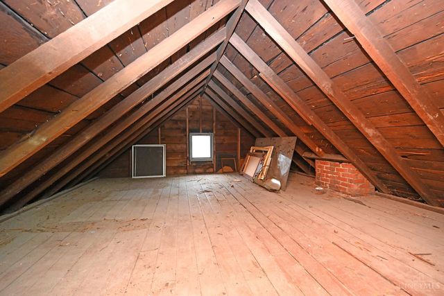 6118 Prentice Street, Cincinnati, OH 45227