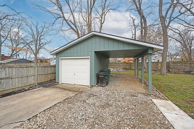 6118 Prentice Street, Cincinnati, OH 45227