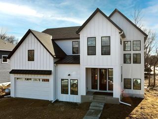 16783 S Manor Road, Eden Prairie, MN 55344