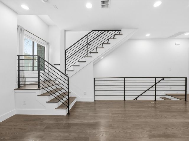 1920 Dowgate Court, Dallas, TX 75204