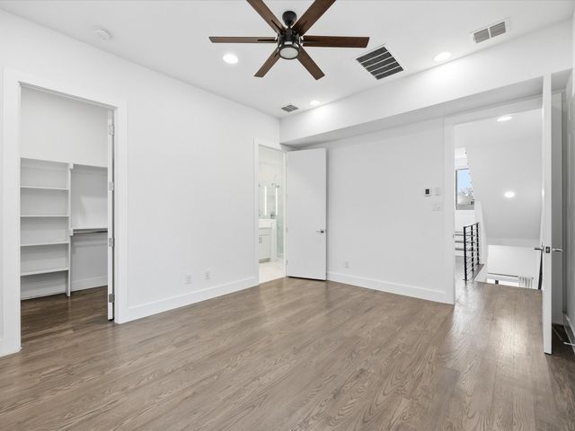 1920 Dowgate Court, Dallas, TX 75204