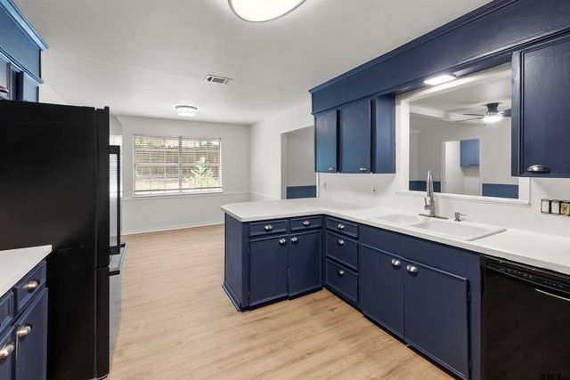 3501 Silverwood, Tyler, TX 75701