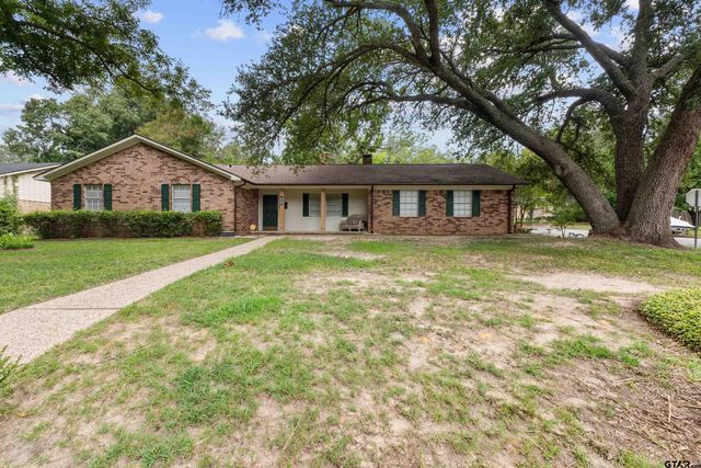 3501 Silverwood, Tyler, TX 75701