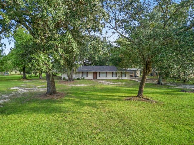 2265 Leonard Rd Road, Sulphur, LA 70665