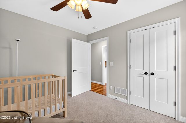 290 Elk Chase Dr, Taylorsville, KY 40071