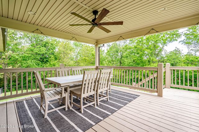 290 Elk Chase Dr, Taylorsville, KY 40071