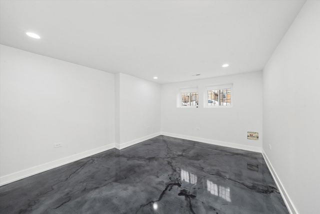 1010 S Mason Avenue, Chicago, IL 60644