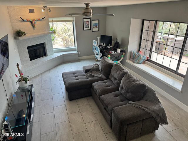 7220 E MARY SHARON Drive 158, Scottsdale, AZ 85266