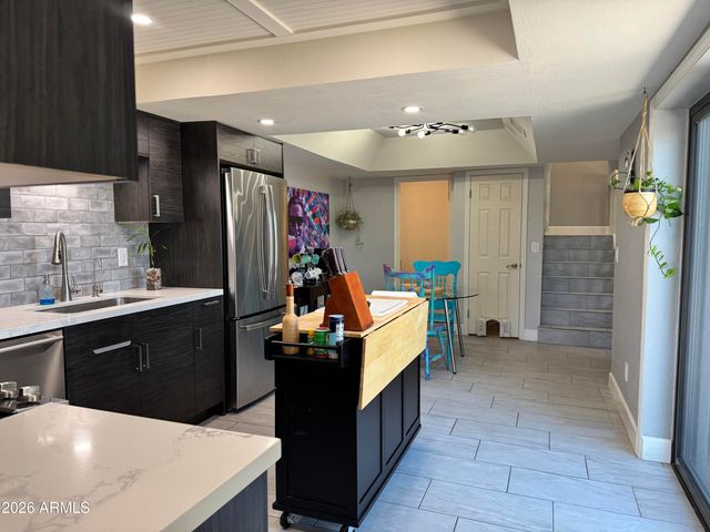 7220 E MARY SHARON Drive 158, Scottsdale, AZ 85266