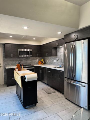 7220 E MARY SHARON Drive 158, Scottsdale, AZ 85266