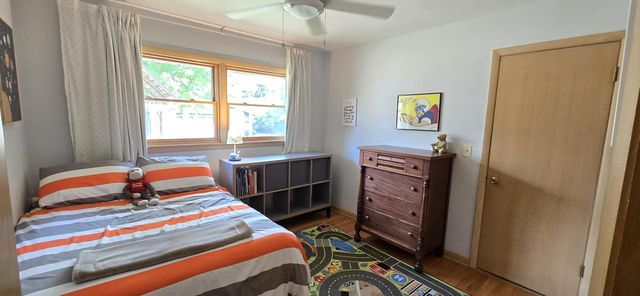 5617 W Jackson Park DRIVE, Milwaukee, WI 53219