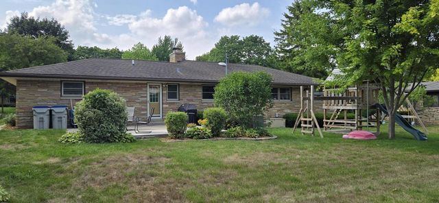 5617 W Jackson Park DRIVE, Milwaukee, WI 53219