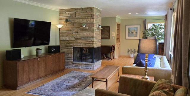 5617 W Jackson Park DRIVE, Milwaukee, WI 53219