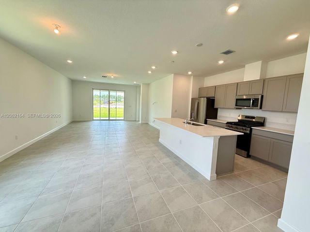 1643 Pelican Post Pl 1643, Loxahatchee, FL 33470
