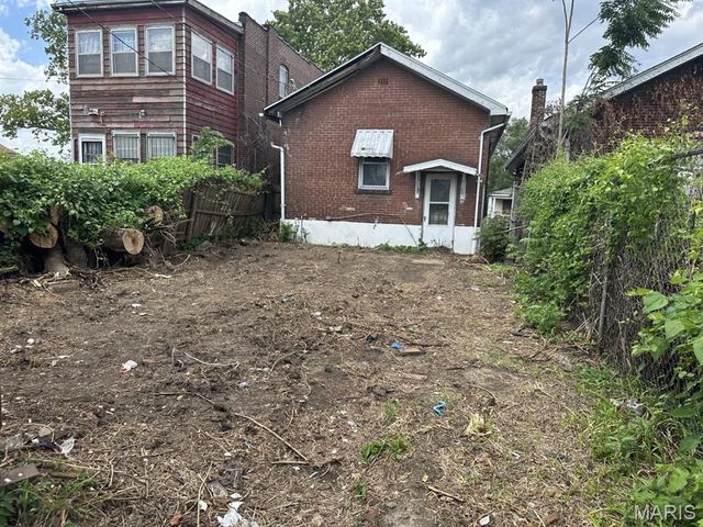 4552 Arlington Avenue, St Louis, MO 63120