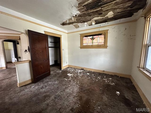 4552 Arlington Avenue, St Louis, MO 63120