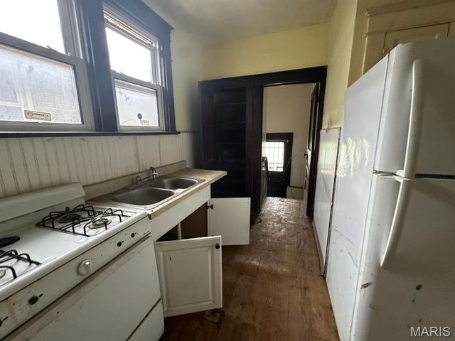 4552 Arlington Avenue, St Louis, MO 63120