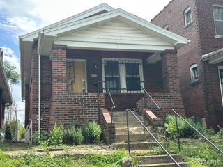 4552 Arlington Avenue, St Louis, MO 63120
