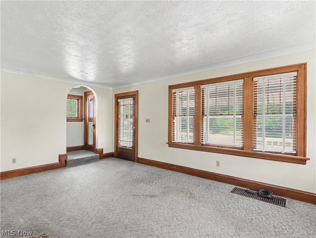 1458 Breiding Road, Akron, OH 44310