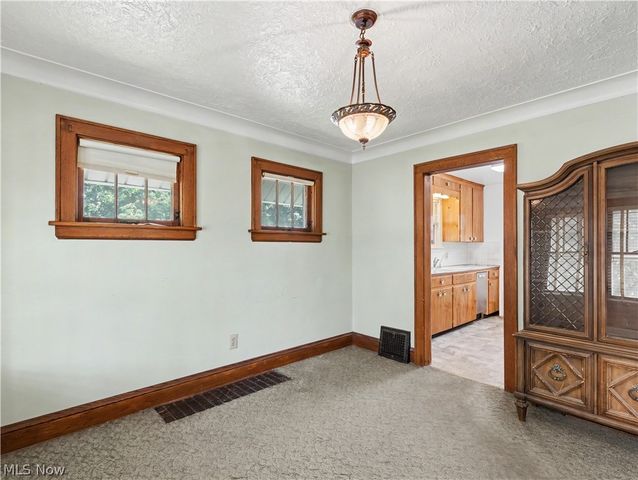 1458 Breiding Road, Akron, OH 44310