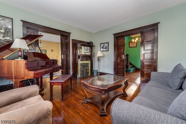 205 Warren St, Hackettstown Town, NJ 07840