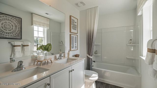 46 E 3rd Street, Howell, NJ 07731