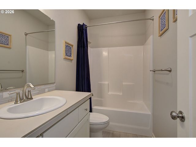 3820 S 41ST Pl, Ridgefield, WA 98642