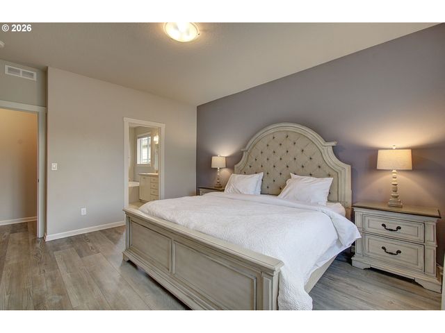 3820 S 41ST Pl, Ridgefield, WA 98642