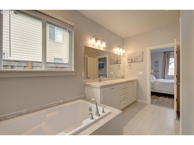 3820 S 41ST Pl, Ridgefield, WA 98642