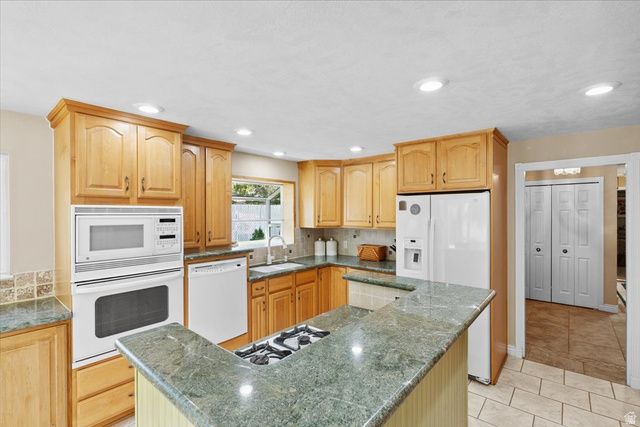 2963 S GRACE ST, Salt Lake City, UT 84109