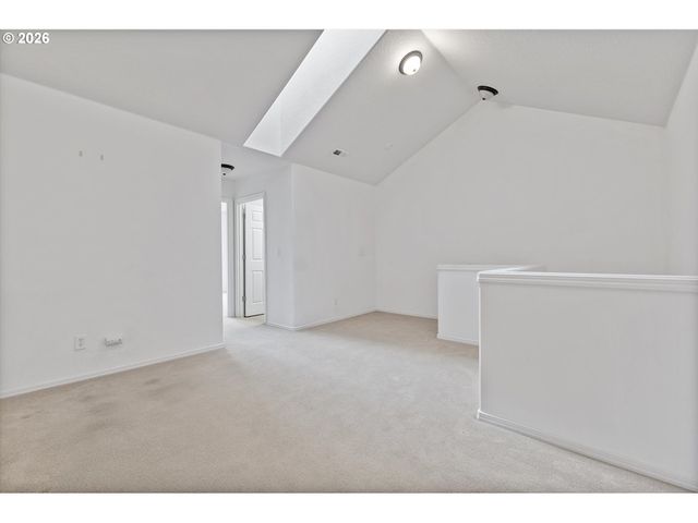 1188 Se MOONLIGHT Ave, Hillsboro, OR 97123