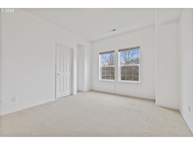 1188 Se MOONLIGHT Ave, Hillsboro, OR 97123