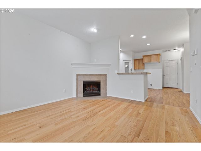 1188 Se MOONLIGHT Ave, Hillsboro, OR 97123