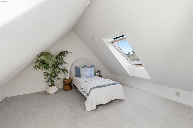 126 Frederick St, Santa Cruz, CA 95062