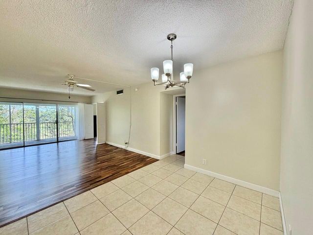 2800 N Palm Aire Drive Unit 404, Pompano Beach, FL 33069