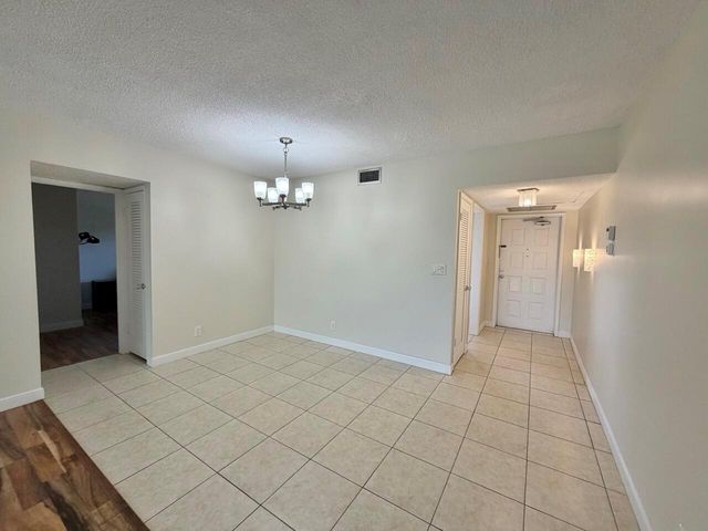 2800 N Palm Aire Drive Unit 404, Pompano Beach, FL 33069