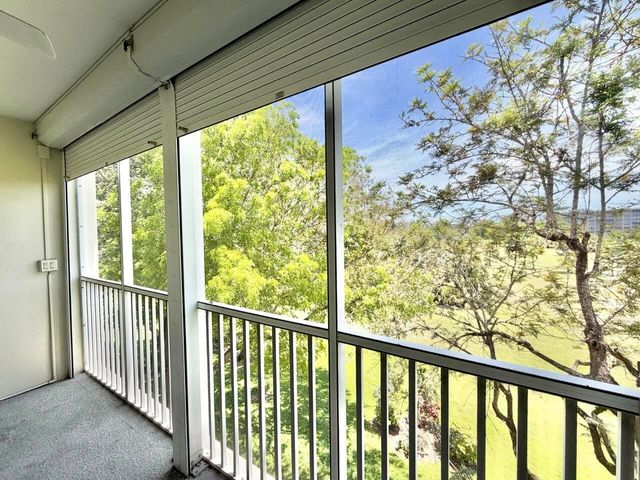2800 N Palm Aire Drive Unit 404, Pompano Beach, FL 33069