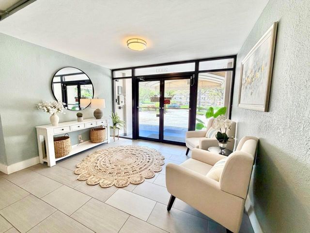 2800 N Palm Aire Drive Unit 404, Pompano Beach, FL 33069