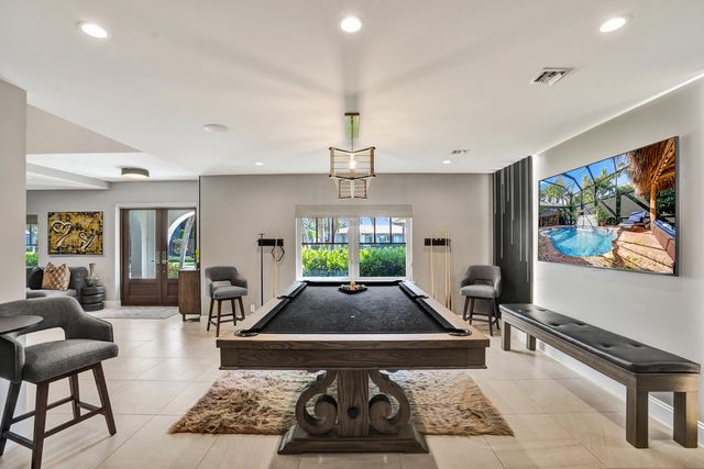 738 MIDDLE RIVER Drive, Fort Lauderdale, FL 33304