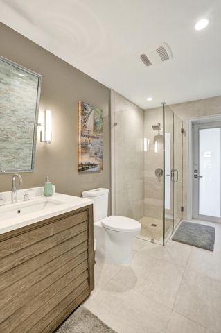 738 MIDDLE RIVER Drive, Fort Lauderdale, FL 33304