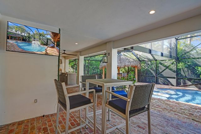 738 MIDDLE RIVER Drive, Fort Lauderdale, FL 33304
