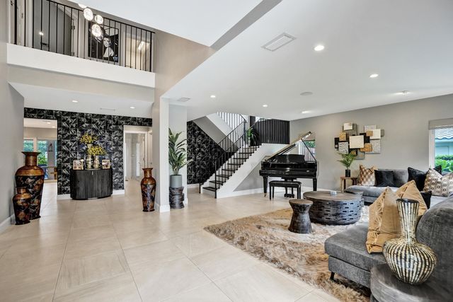 738 MIDDLE RIVER Drive, Fort Lauderdale, FL 33304