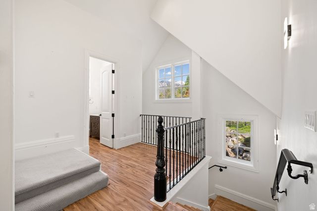 18 SNOW FOREST LN, Sandy, UT 84092