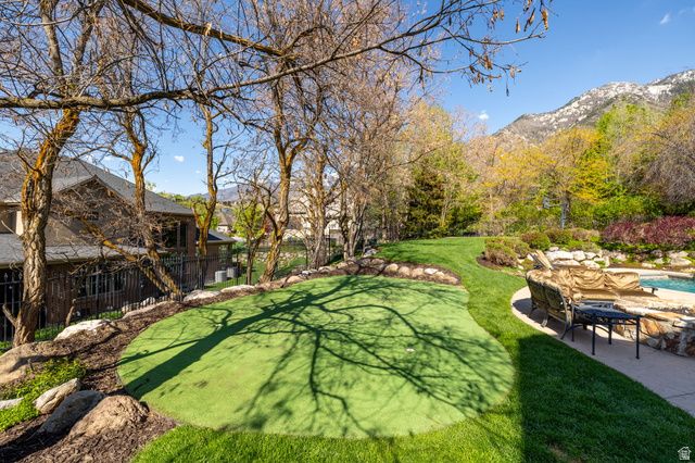 18 SNOW FOREST LN, Sandy, UT 84092