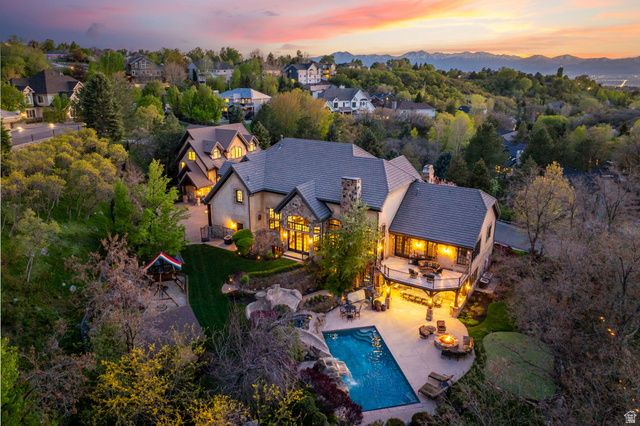 18 SNOW FOREST LN, Sandy, UT 84092