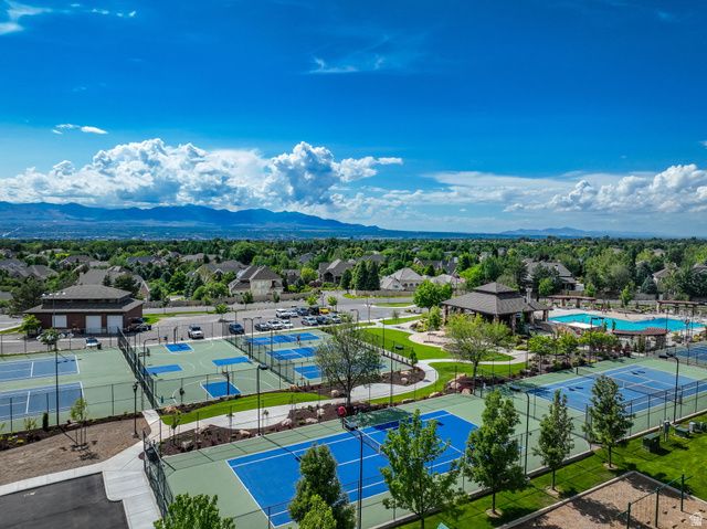 18 SNOW FOREST LN, Sandy, UT 84092